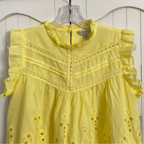 Honey & T Yellow Eyelet & Lace Babydoll Top Sleeveless High Neck Size Small NWT - Picture 2 of 12
